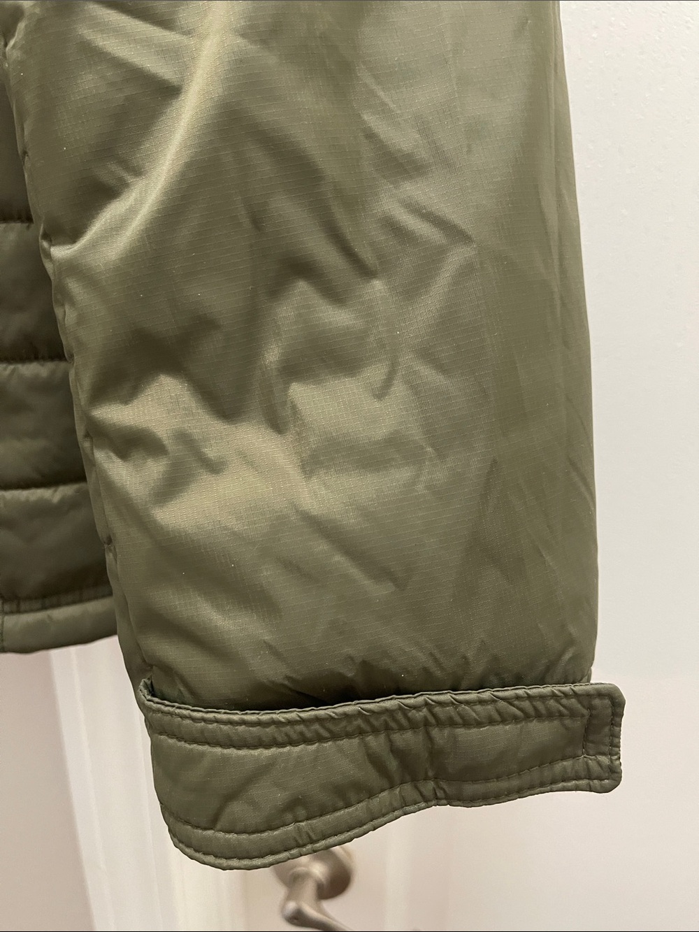 Gerry Weber Men's Quilted Hooded Puffer Jacket in Olive Green - Picture 2 of 7